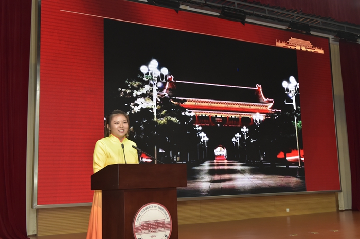 20191111205144757021.jpg 00301040918_70d09959.jpg