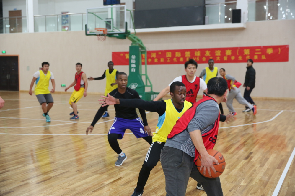 篮球友谊赛